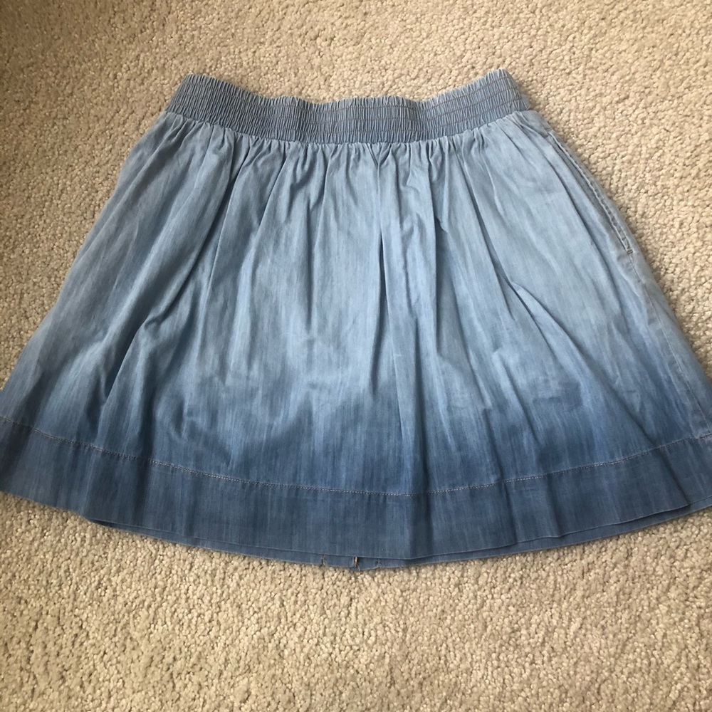 Button Skirt - Picture 2 of 3